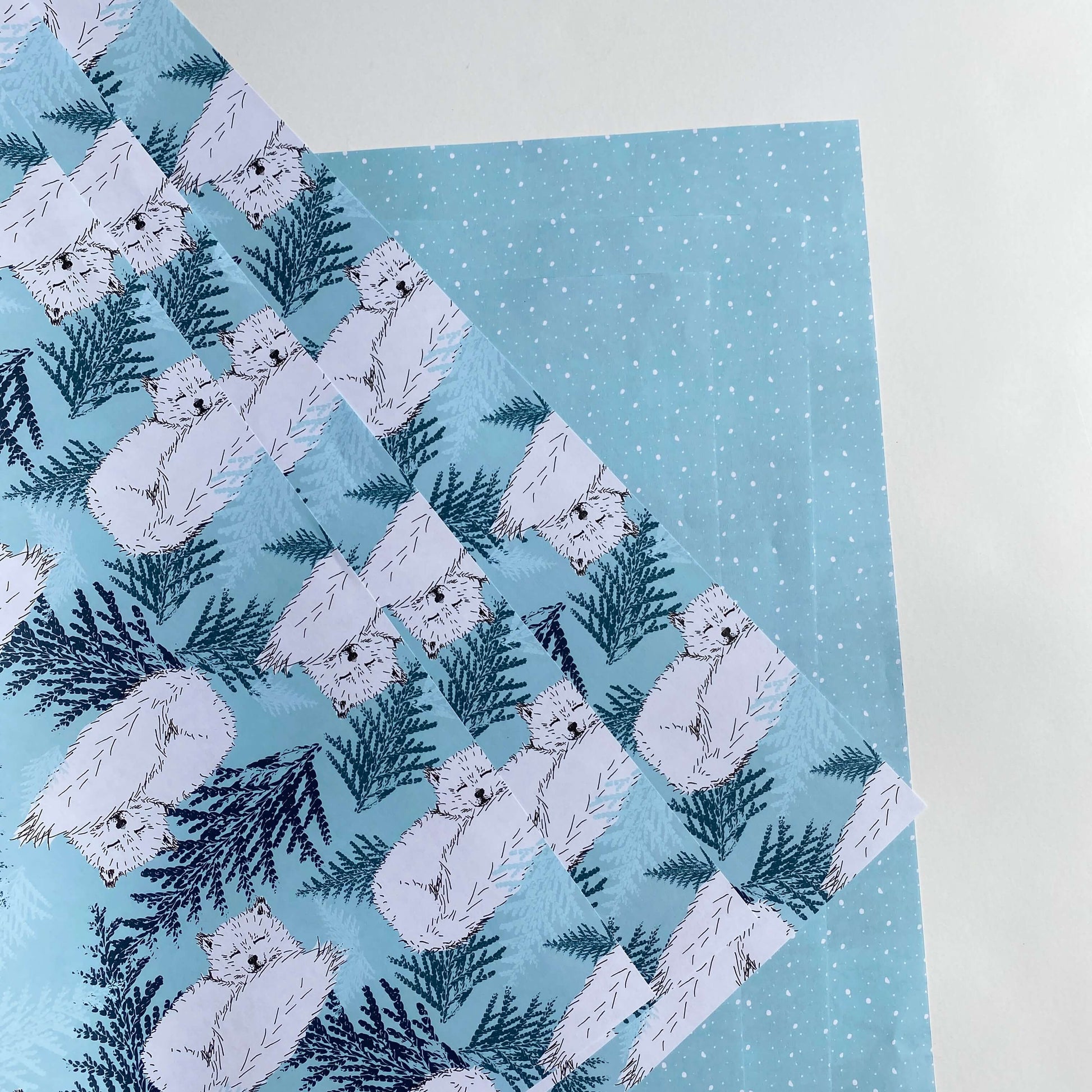 Arctic Fox Wrapping Paper: Rolls of 3 Sheets – Overseasoned