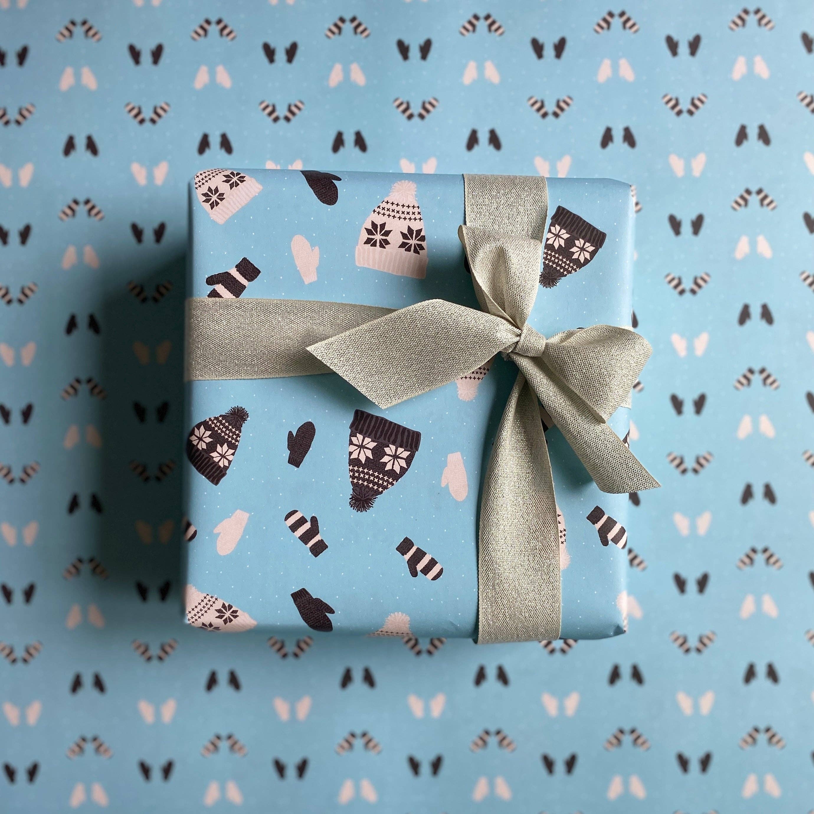 Arctic Fox Wrapping Paper: Rolls of 3 Sheets – Overseasoned